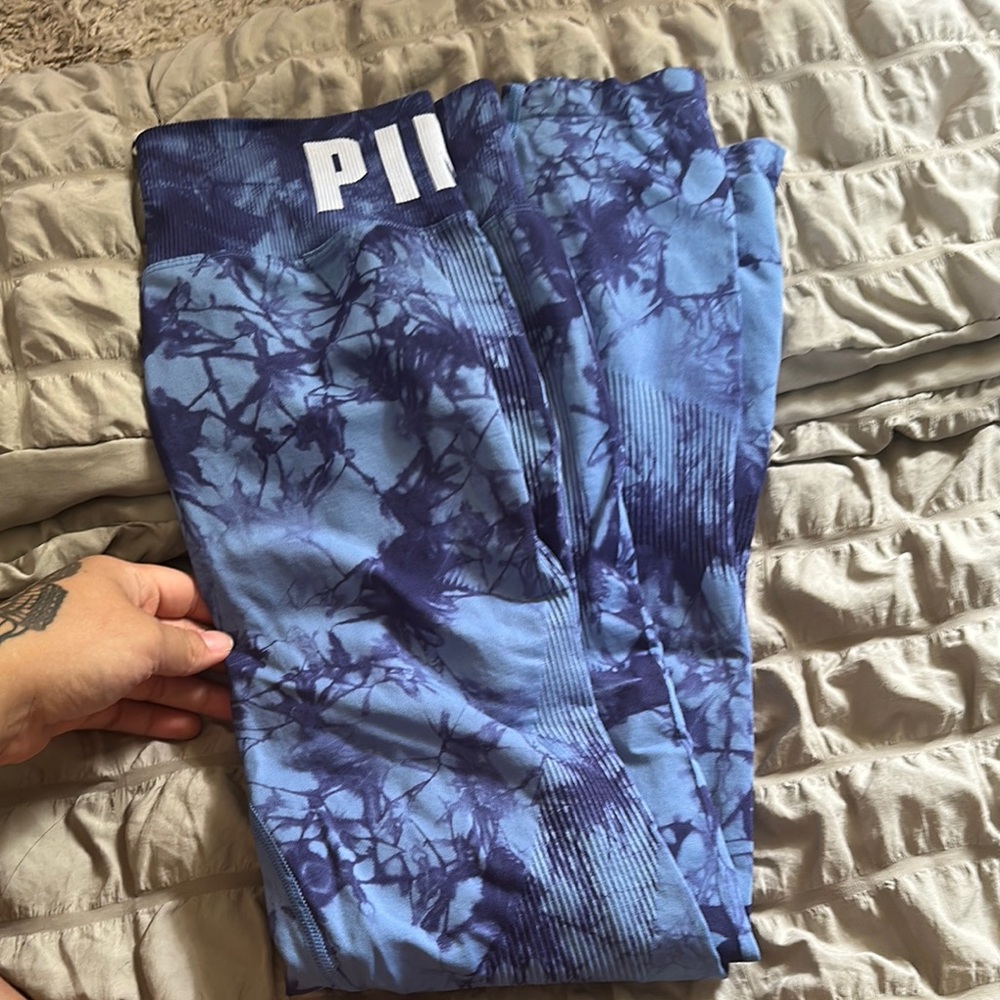 Blue Tie-Dye Leggings